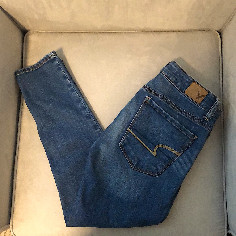 American Eagle Outfitters | 2 | Hi-Rise Jegging Crop Super Stretch